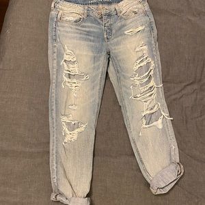 Distressed AE Boyfriend Jeans